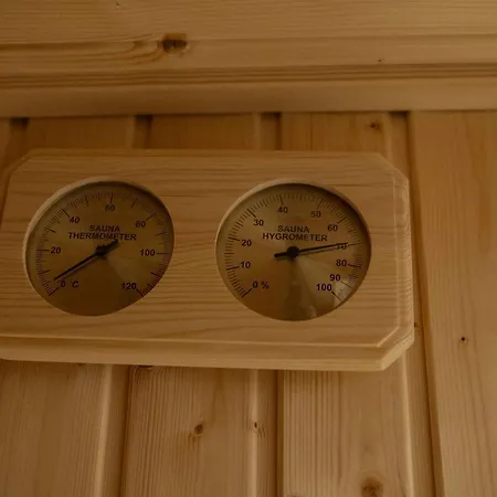 Crni Bor 1 Tara Lodge *